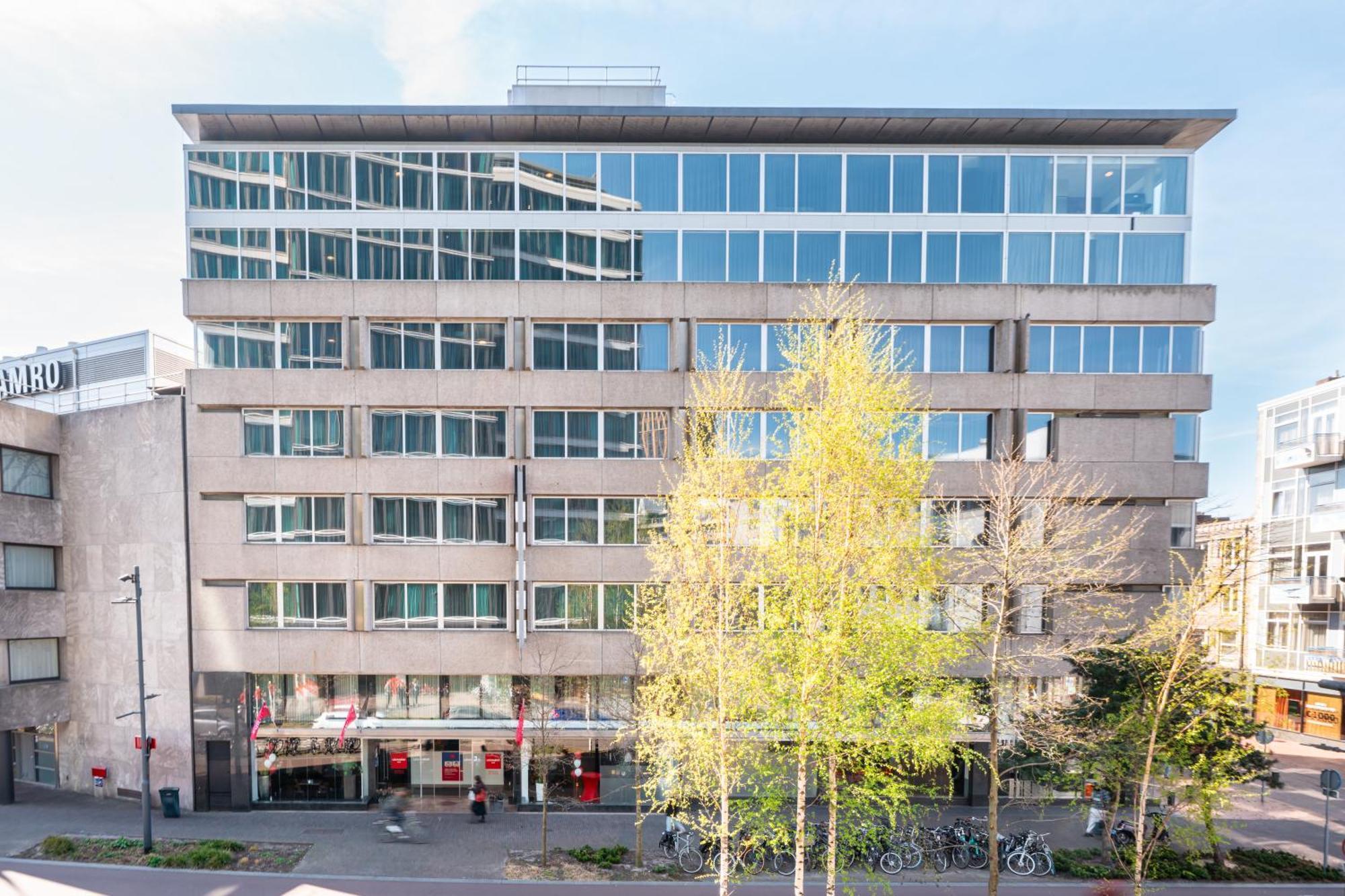 Leonardo Hotel Eindhoven City Center Former Crown Hotel Exterior photo